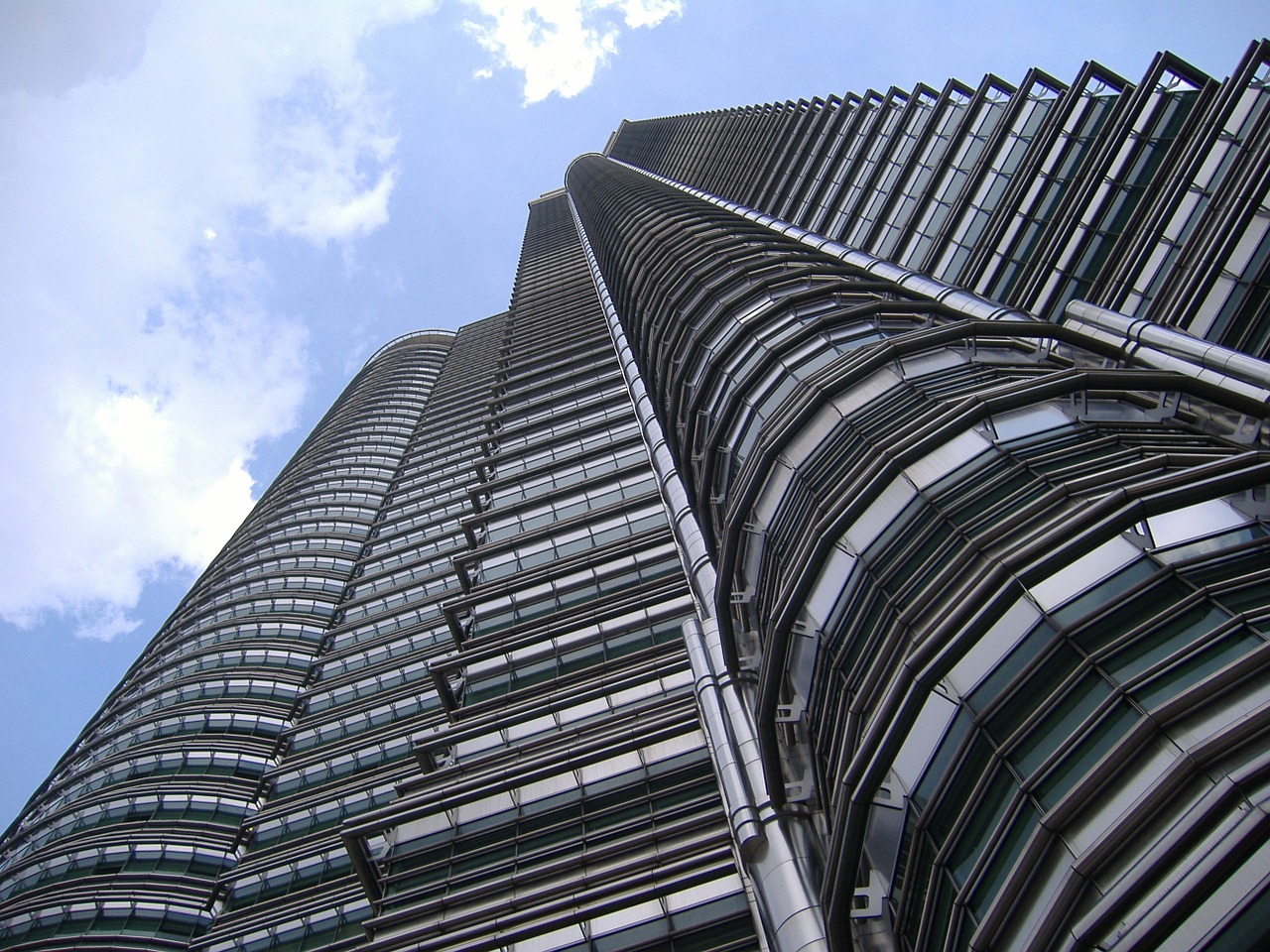 building tower petronas free photo