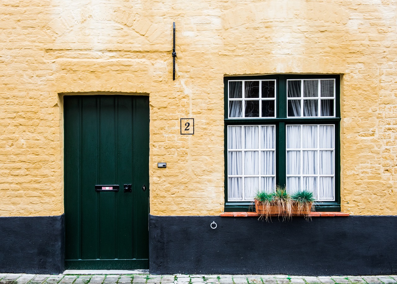 building facade residential free photo