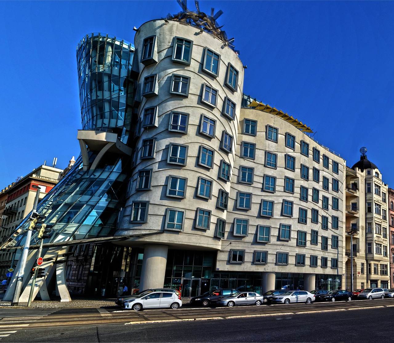 building the dancing house prague free photo