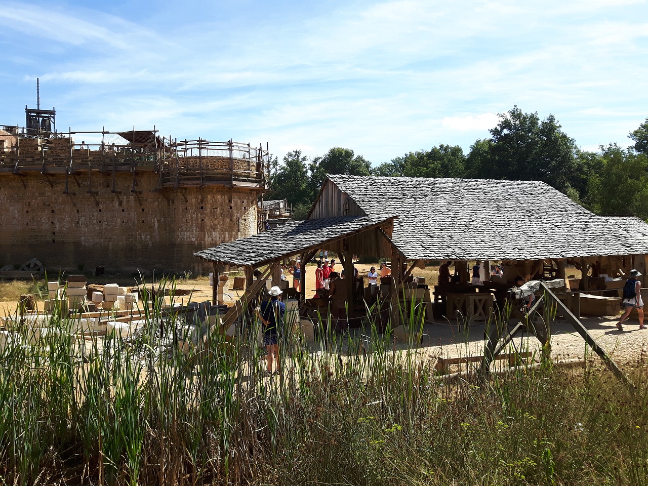 building of the castle france reanactment free photo