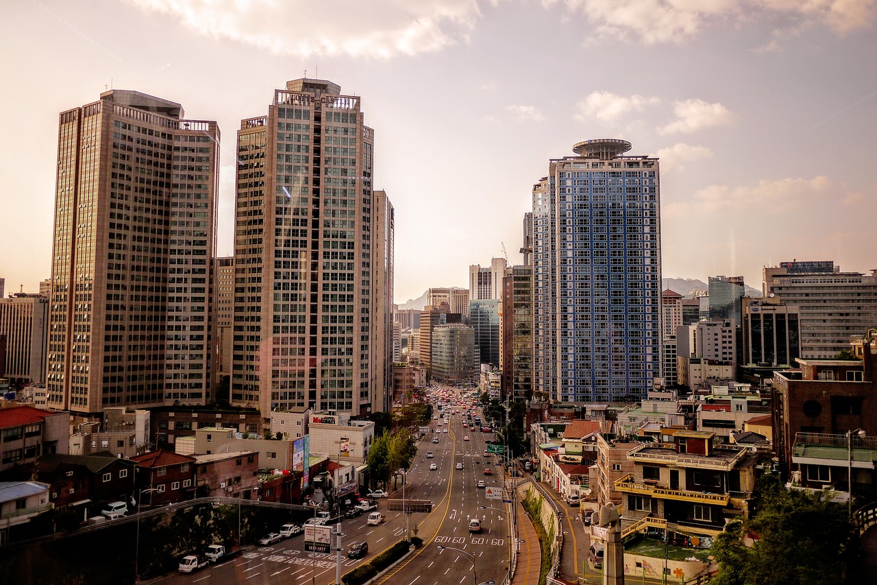 buildings cars city free photo