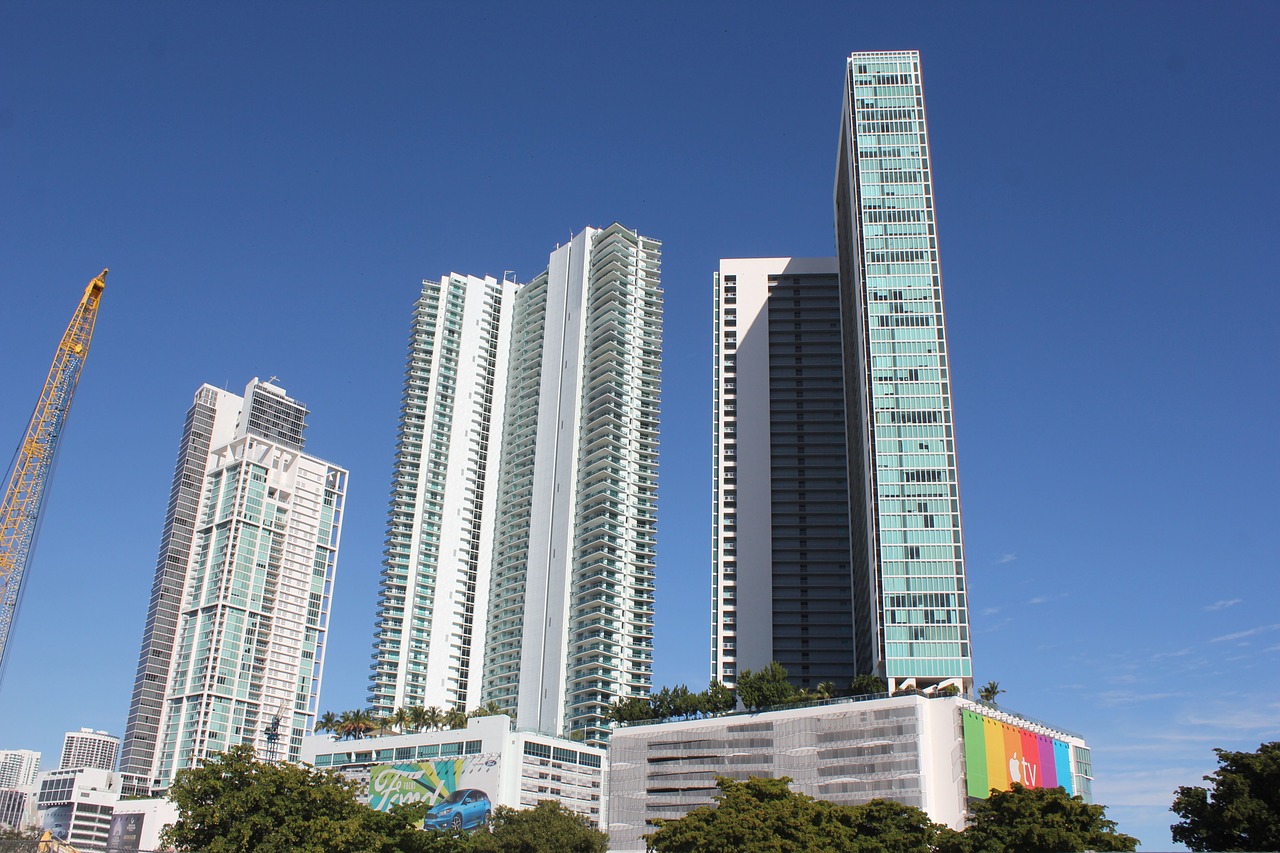 buildings miami miami beach free photo