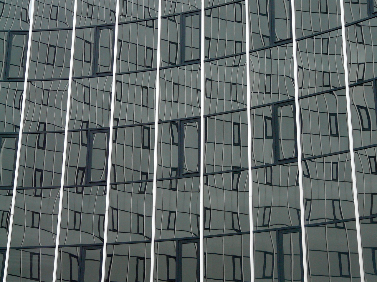 buildings architecture mirror free photo
