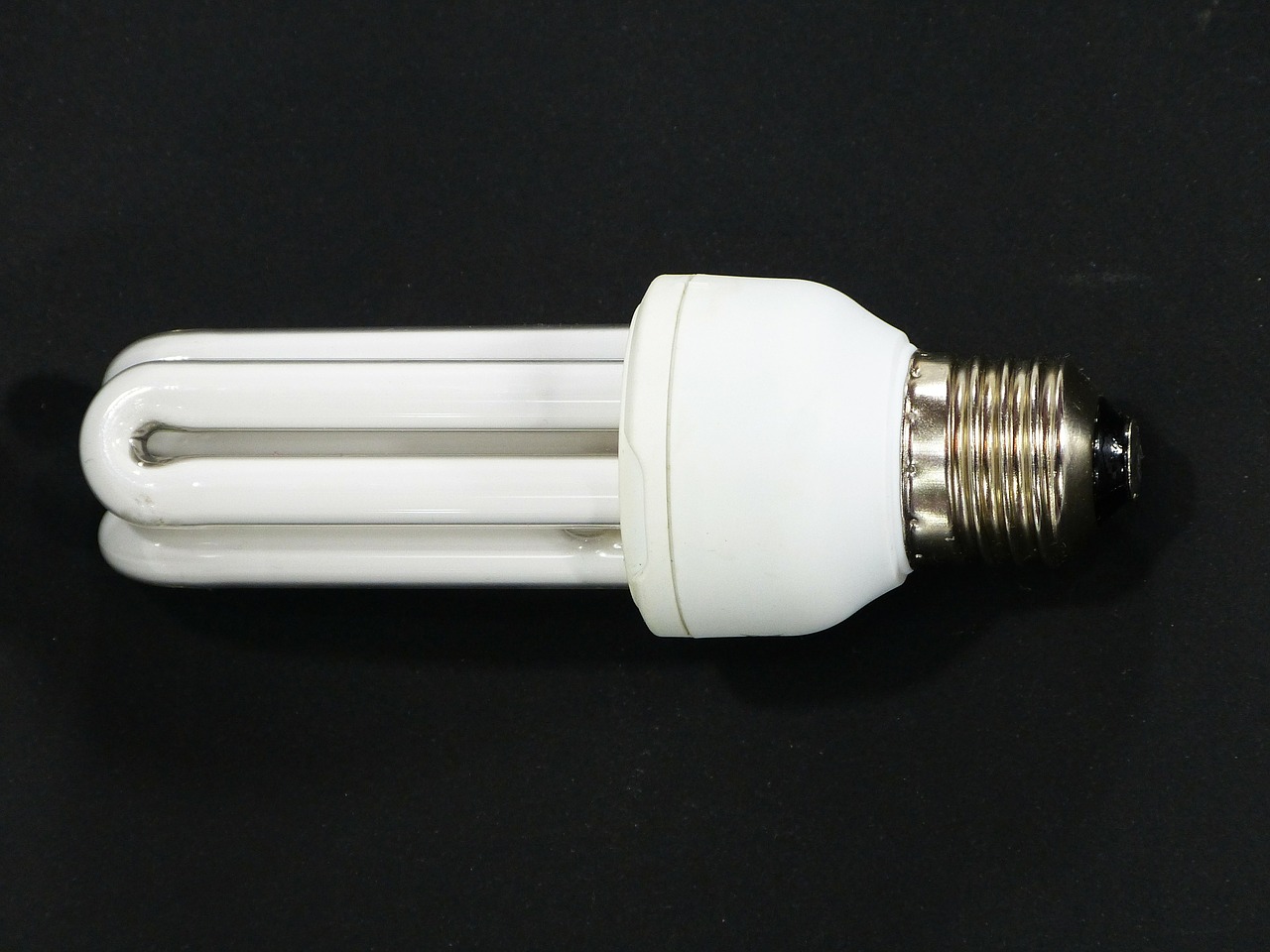 bulb lighting electric free photo