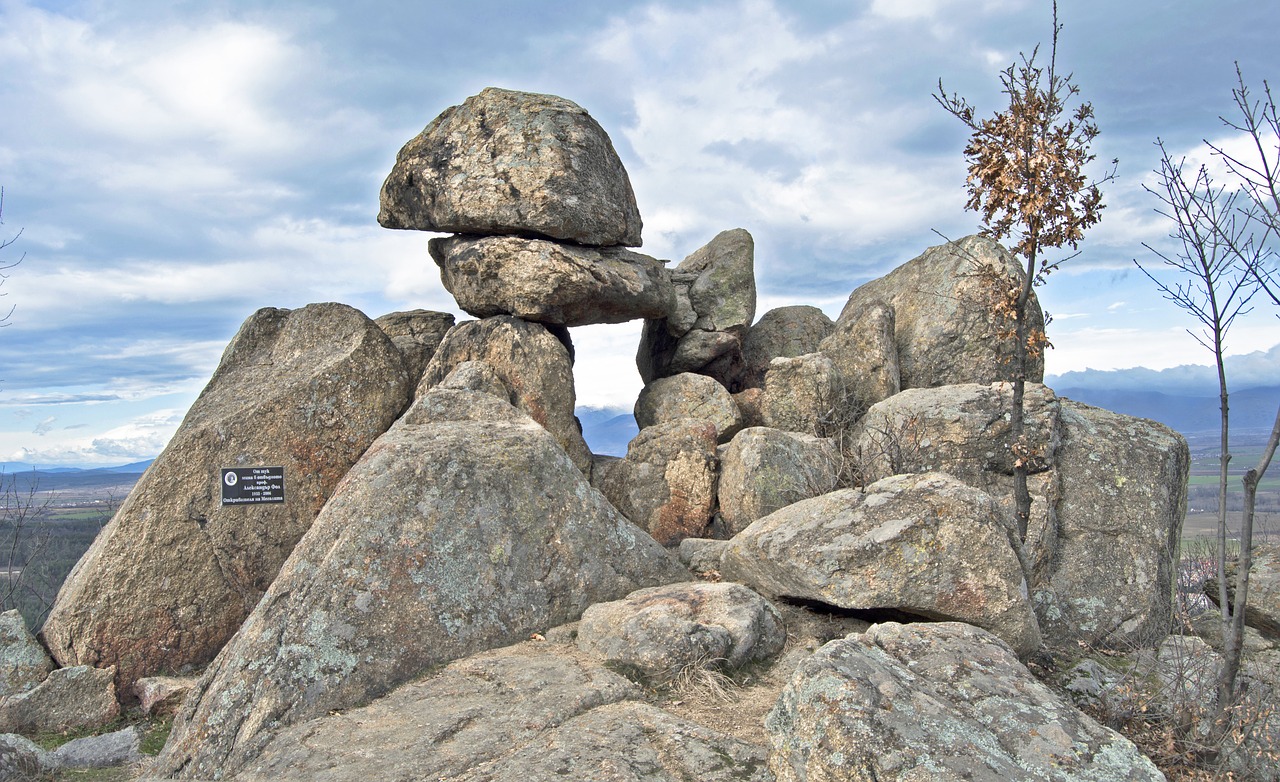 bulgaria megalith thracian free photo