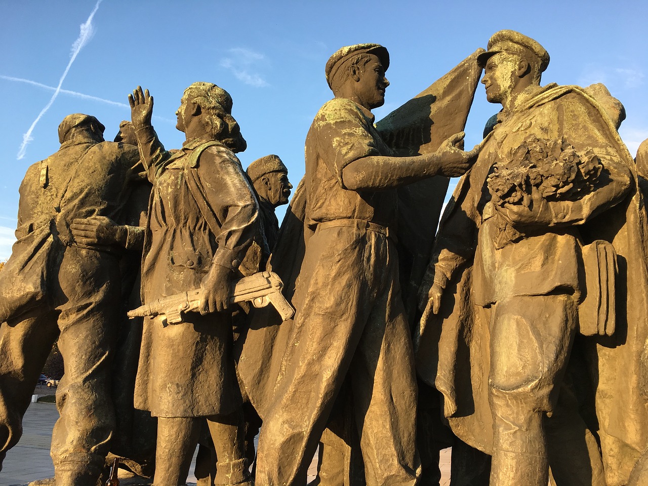 bulgaria sofia the monument to the soviet army free photo