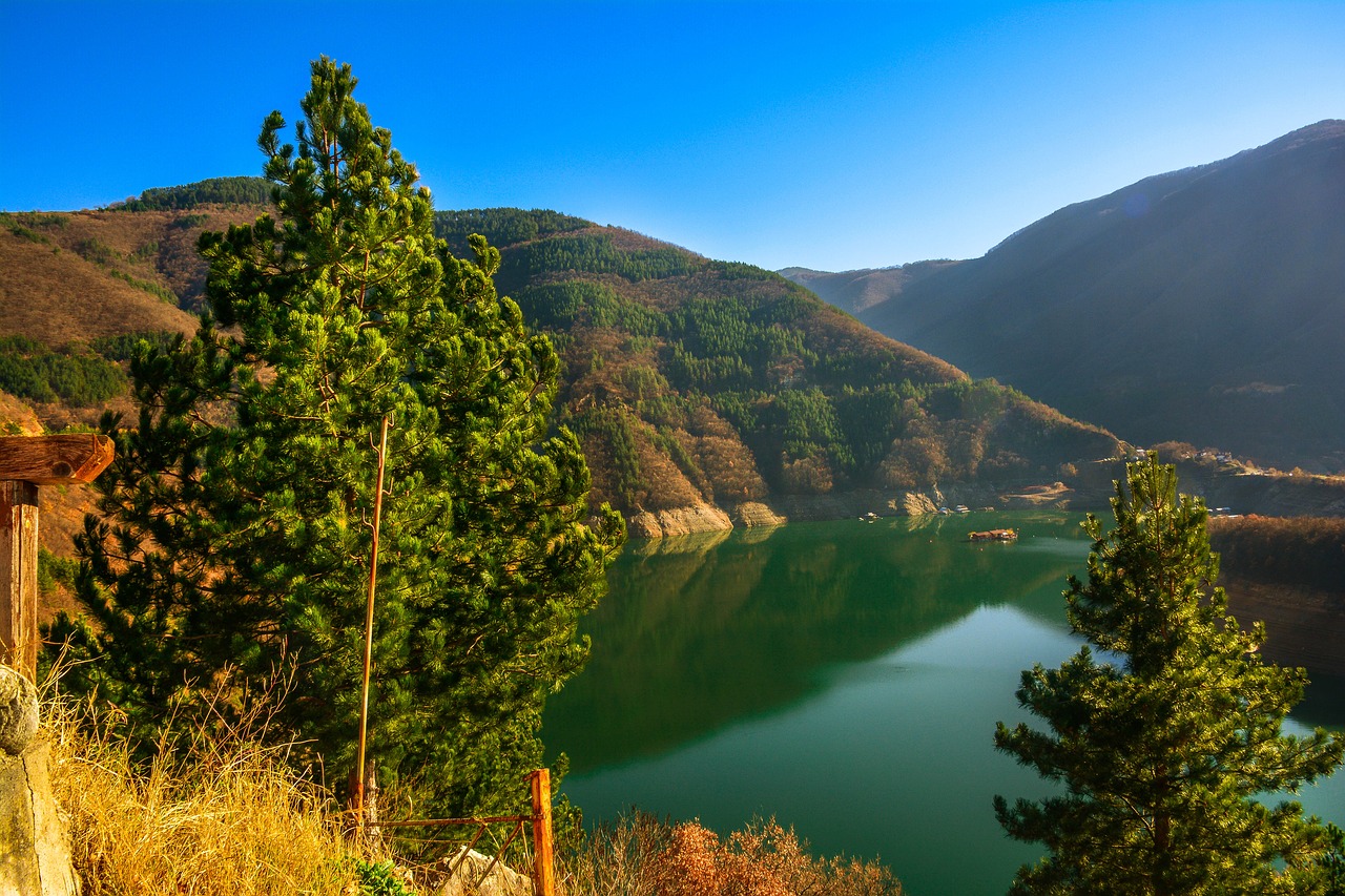 bulgaria  lake  nature free photo