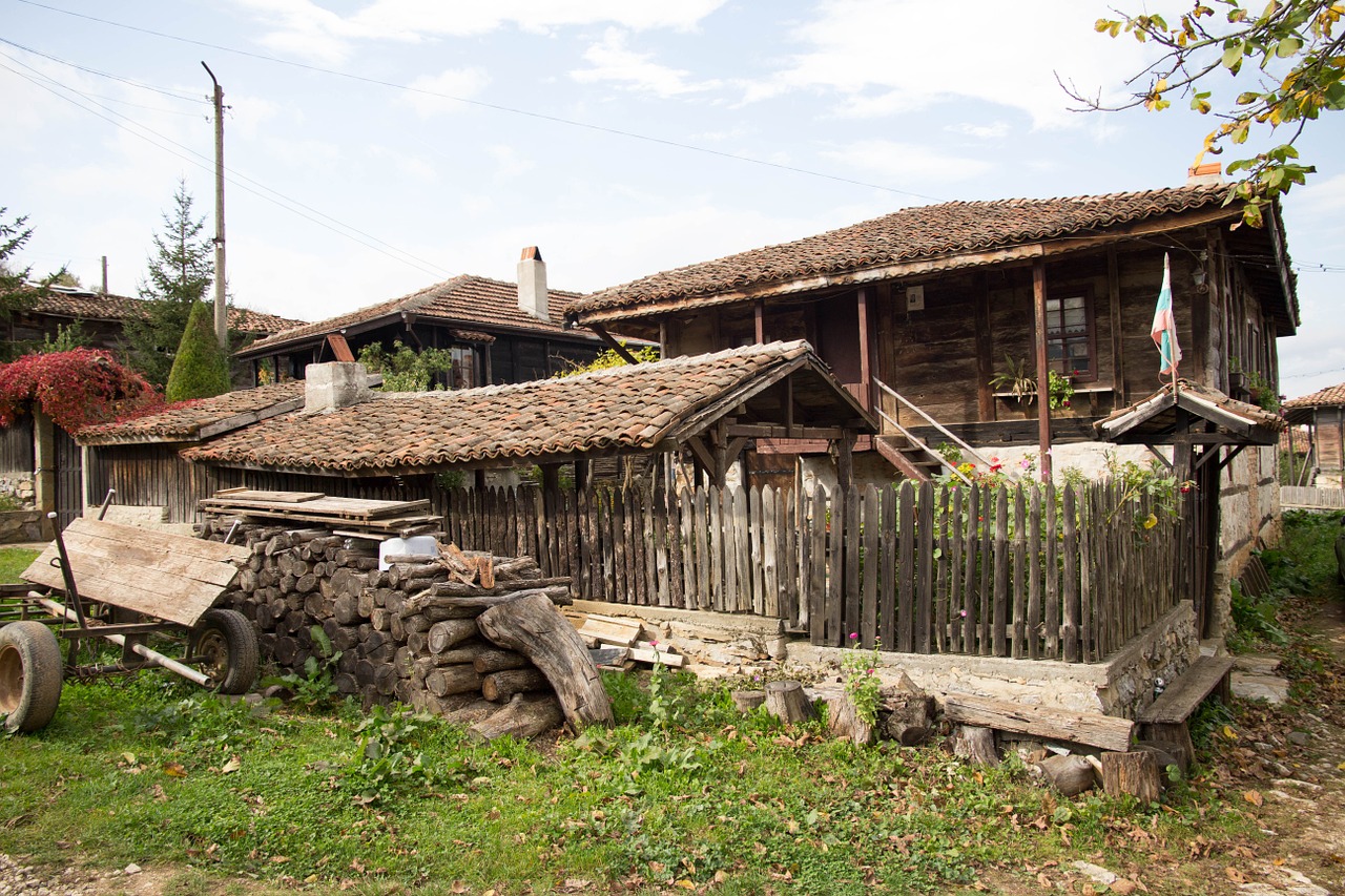 bulgaria village wooden house free photo