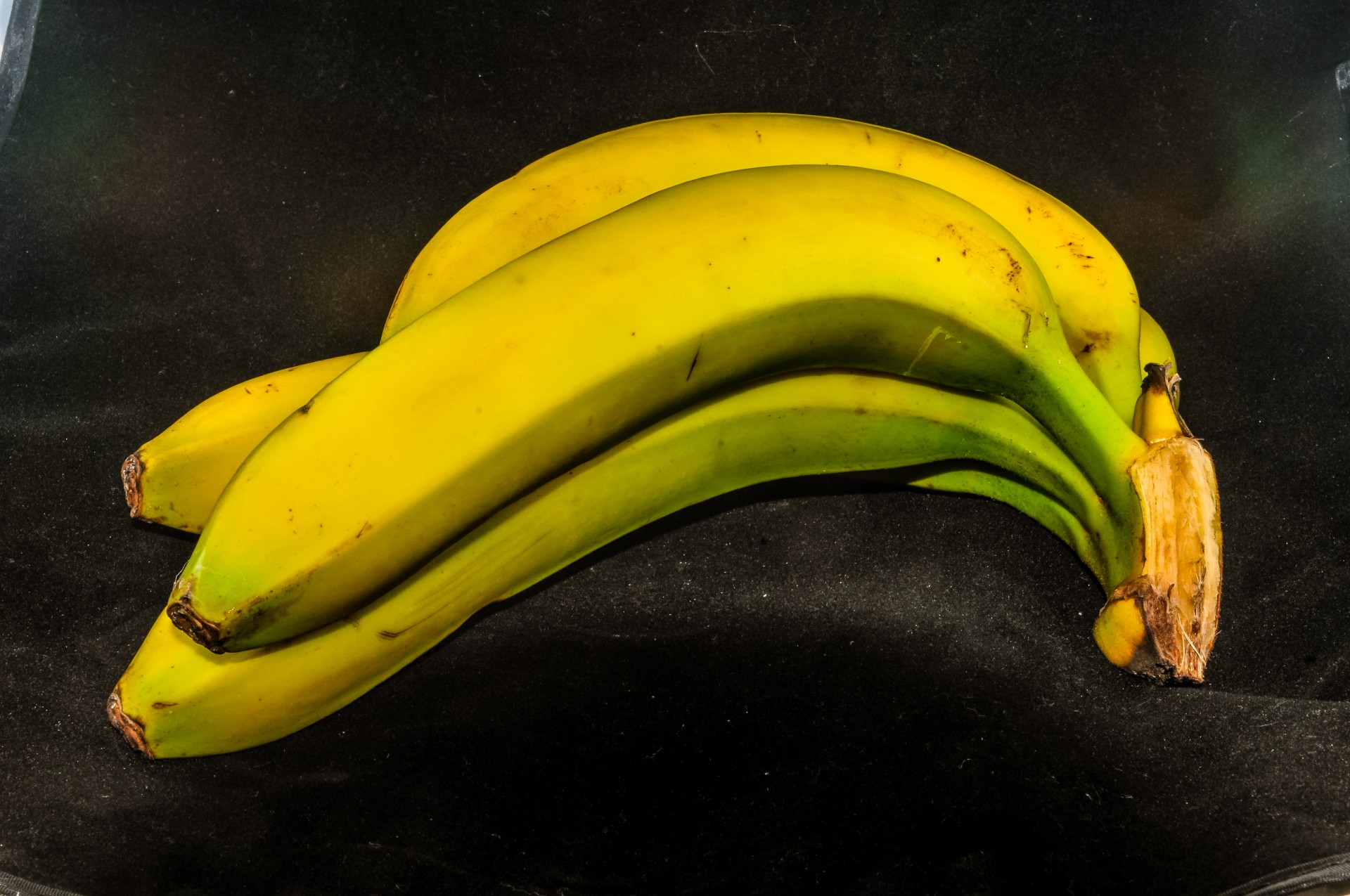 bulk bananas banana free photo