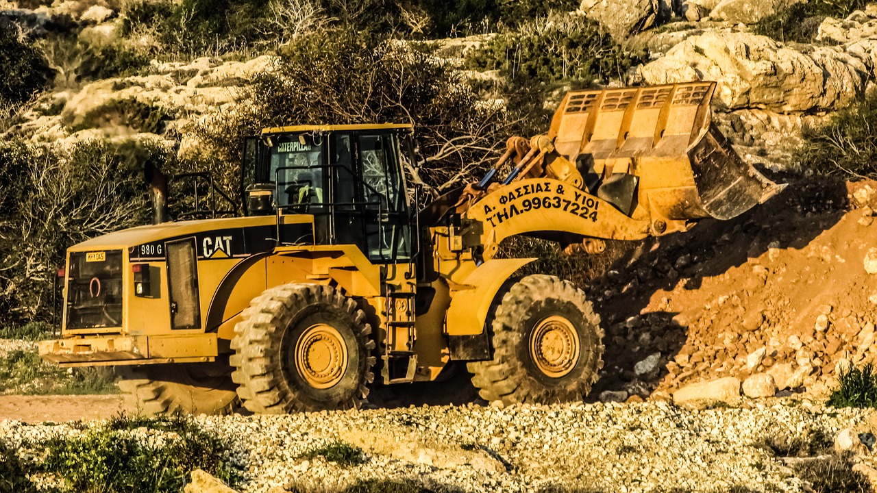 bulldozer heavy machine yellow free photo