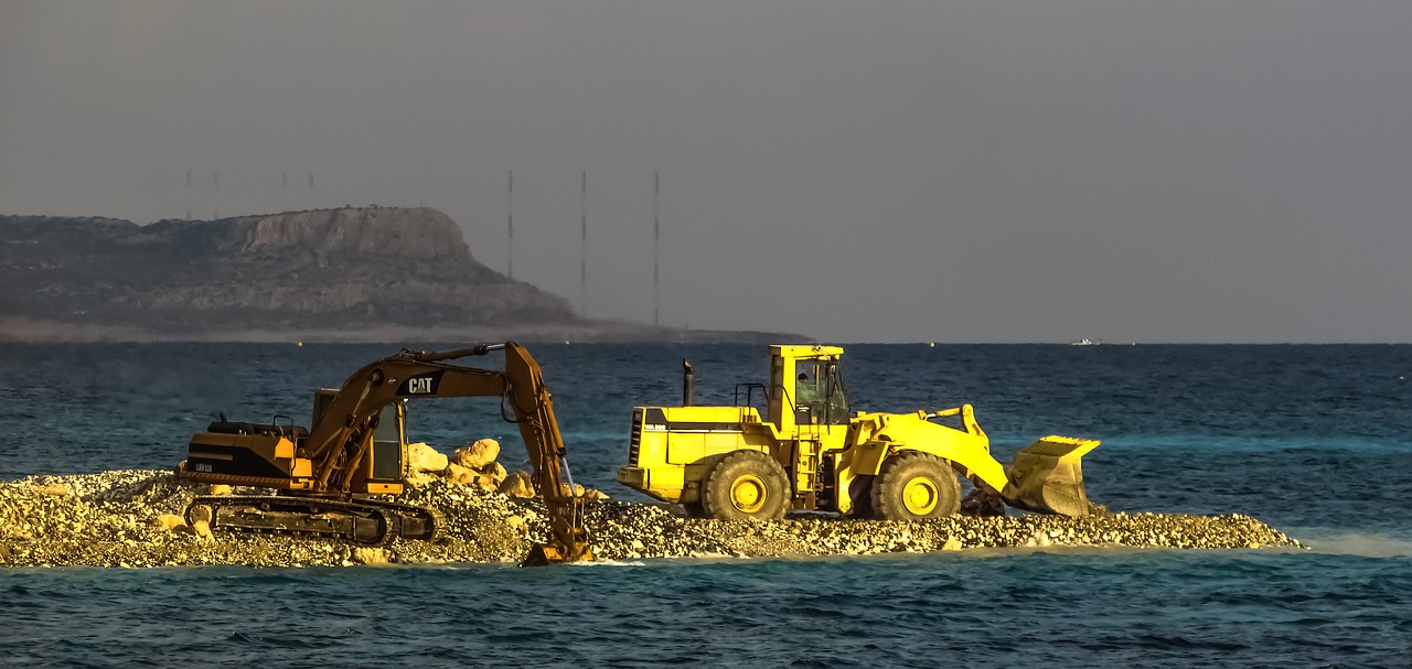 bulldozer digger heavy machine free photo