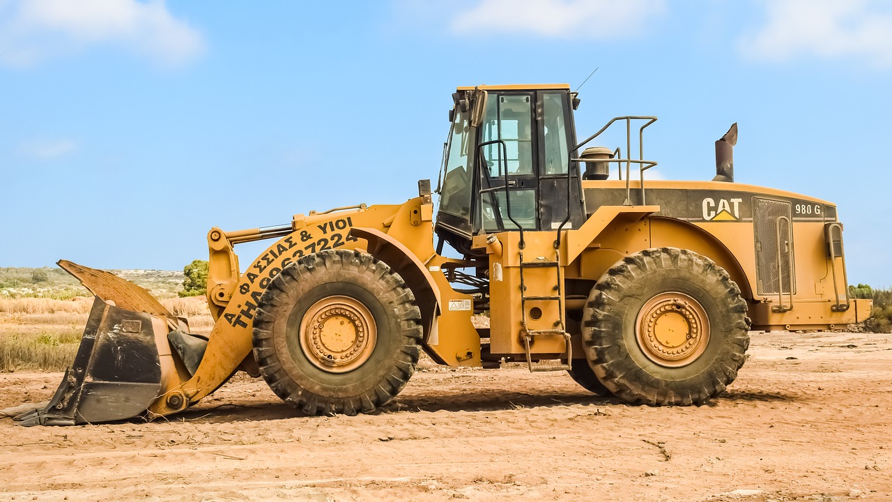 bulldozer heavy machine equipment free photo