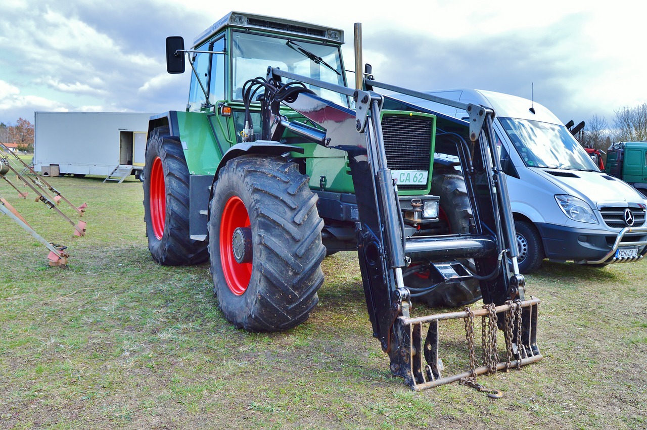 bulldozer tractor construction machine free photo