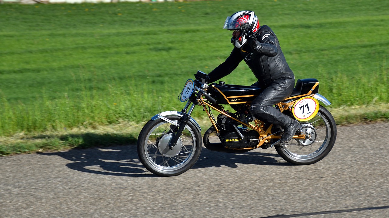 bultaco sc 125  hillclimb  motorcycle free photo