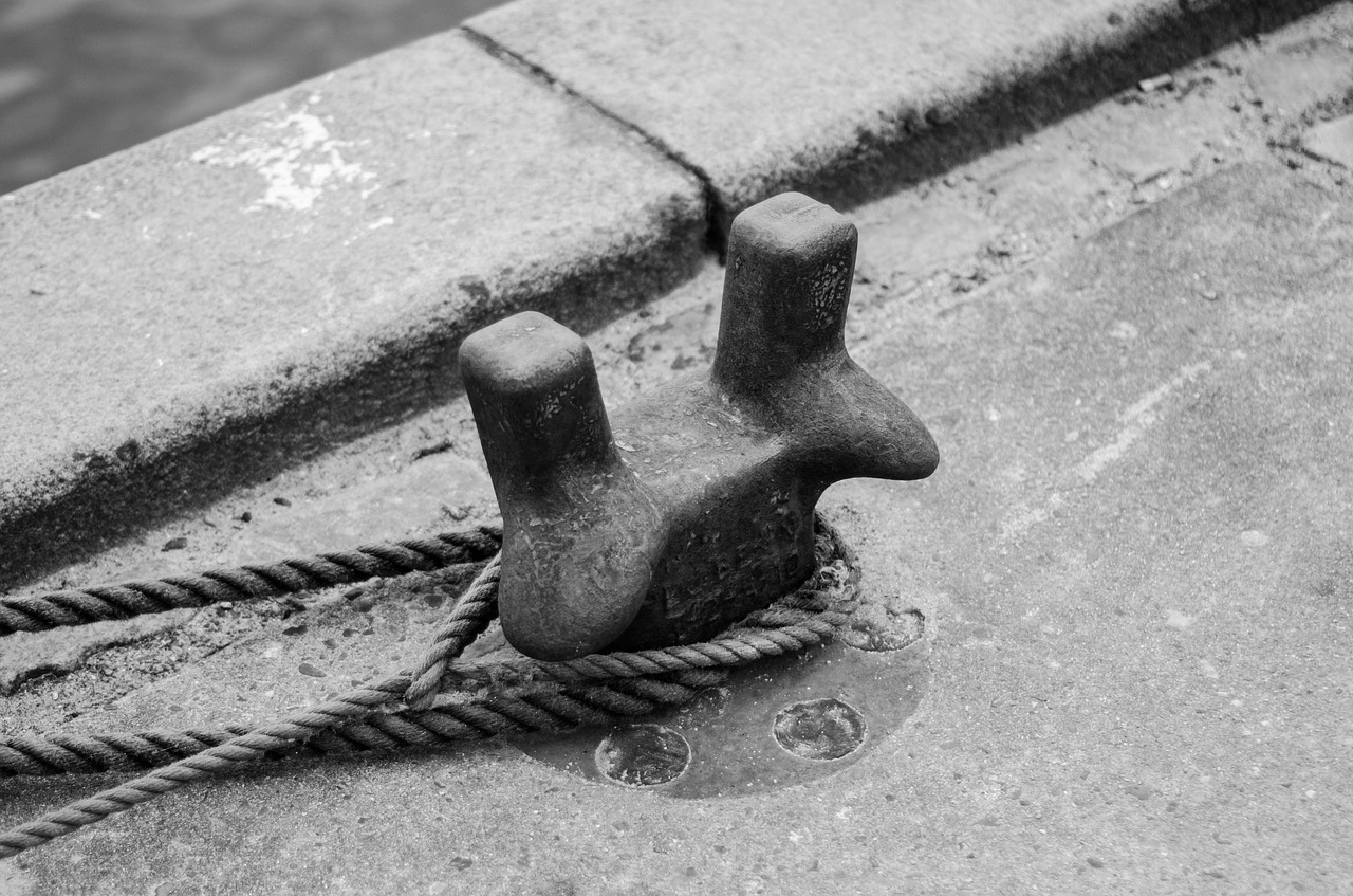 bulwark ropes metal free photo