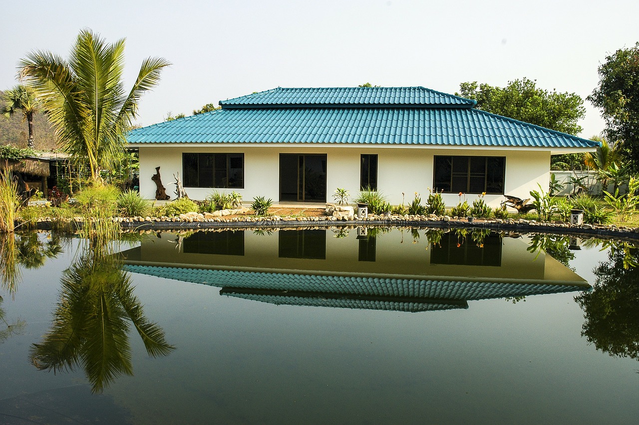 bungalow home lake free photo