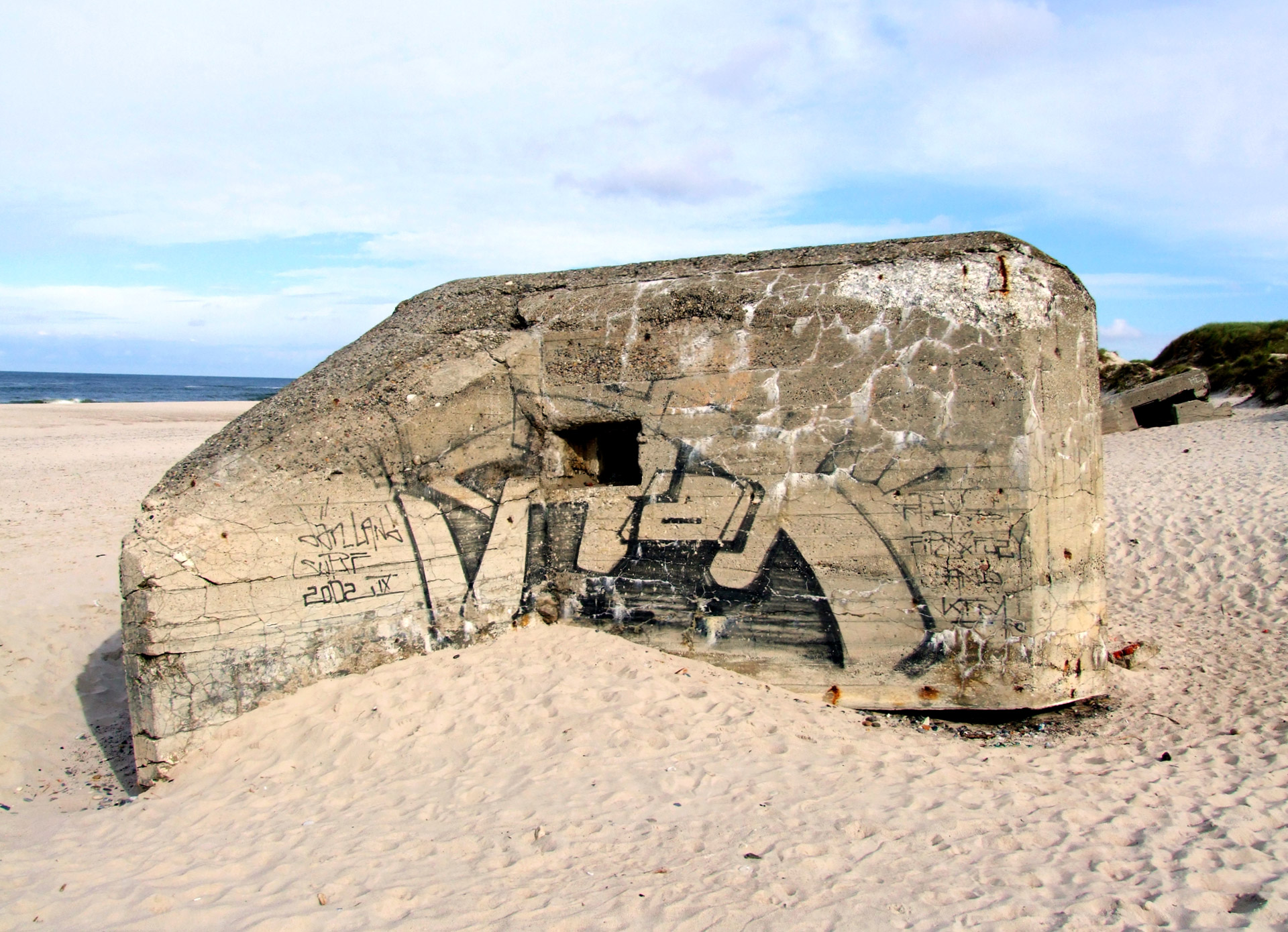 bunker world war ii beach free photo