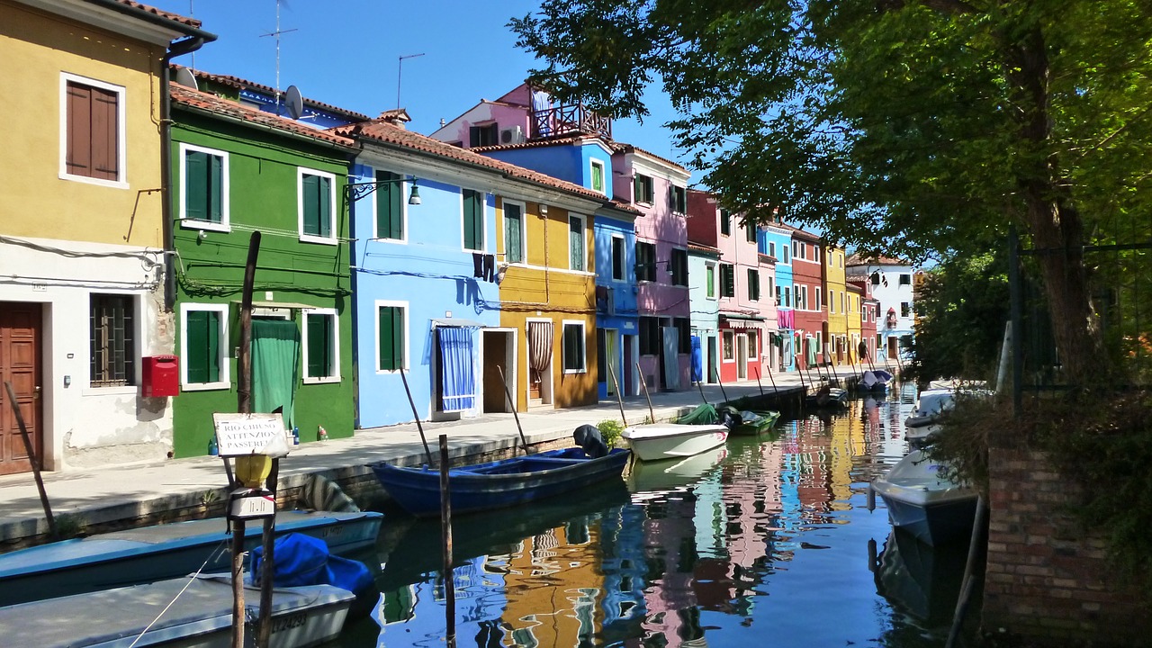 burano italy venice free photo