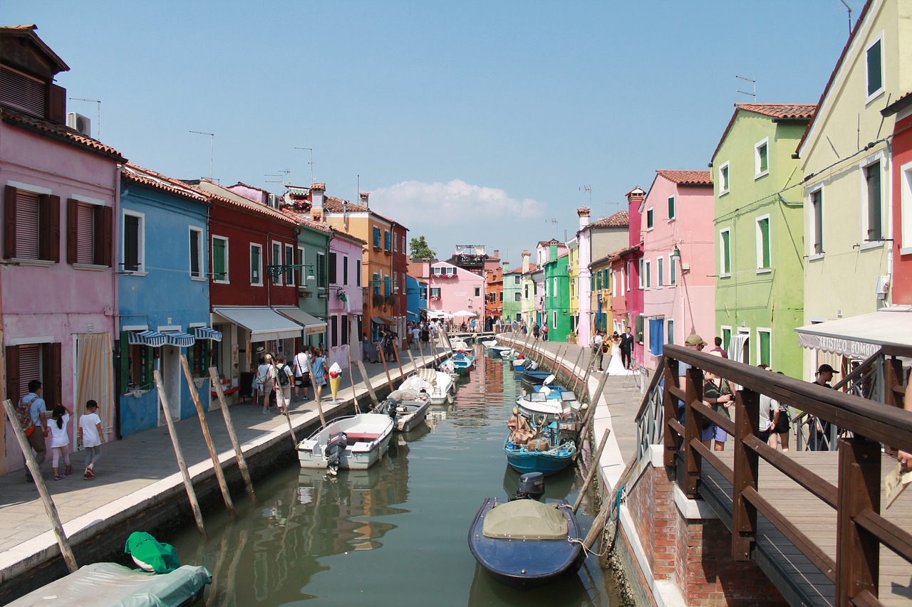 burano  venice  houses free photo