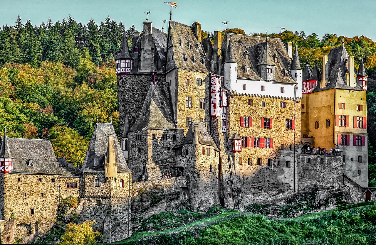 burg eltz  sachsen  places of interest free photo