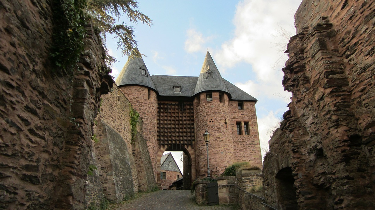 burg hengebach castle heimbach free photo