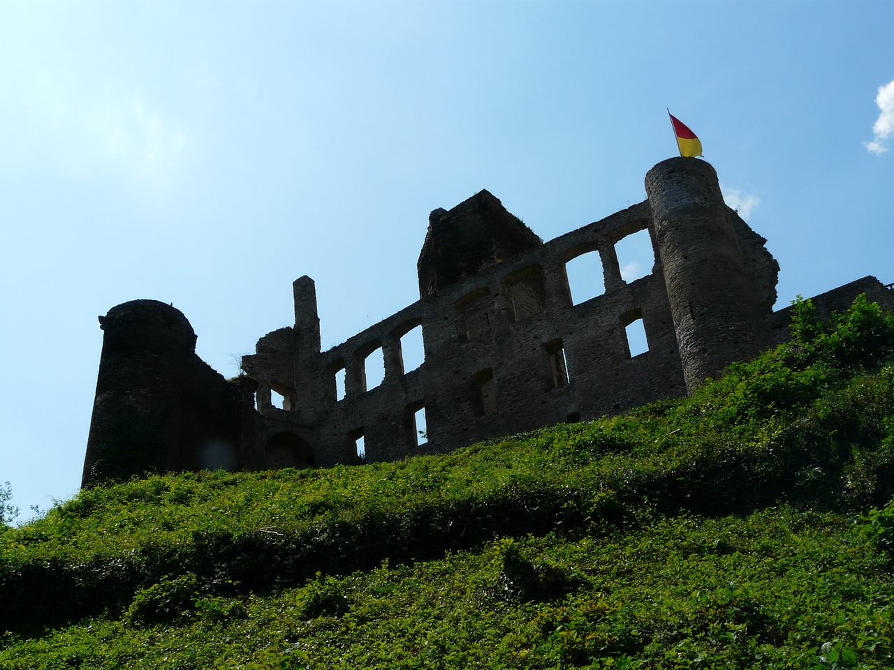 burg metternich castle ruin free photo