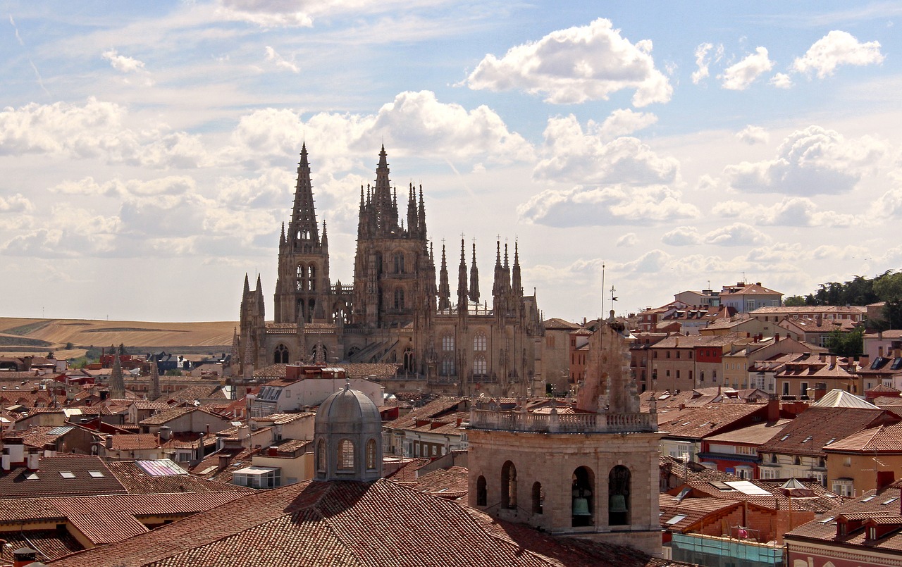 burgos  burgos cathedral  cathedral free photo