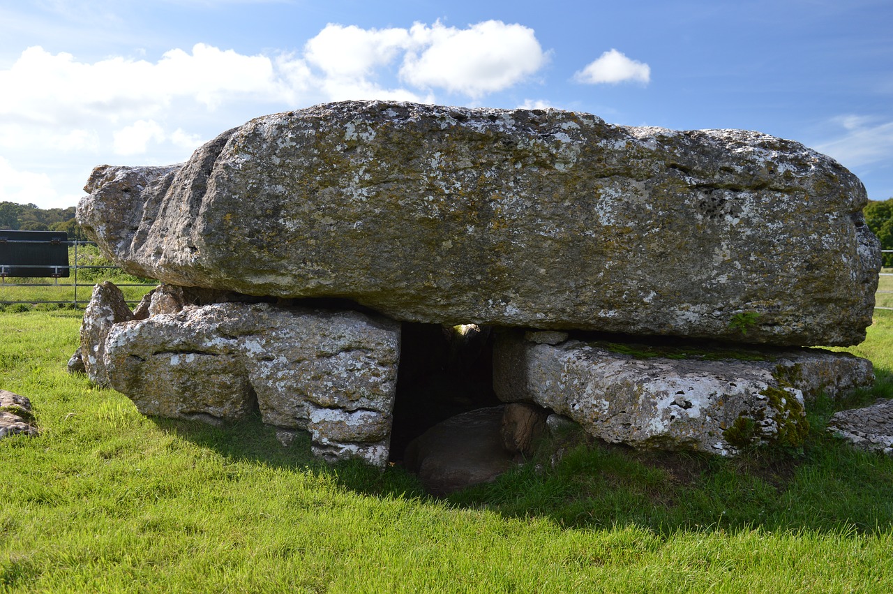 burial chamber neoloithic angelsey free photo