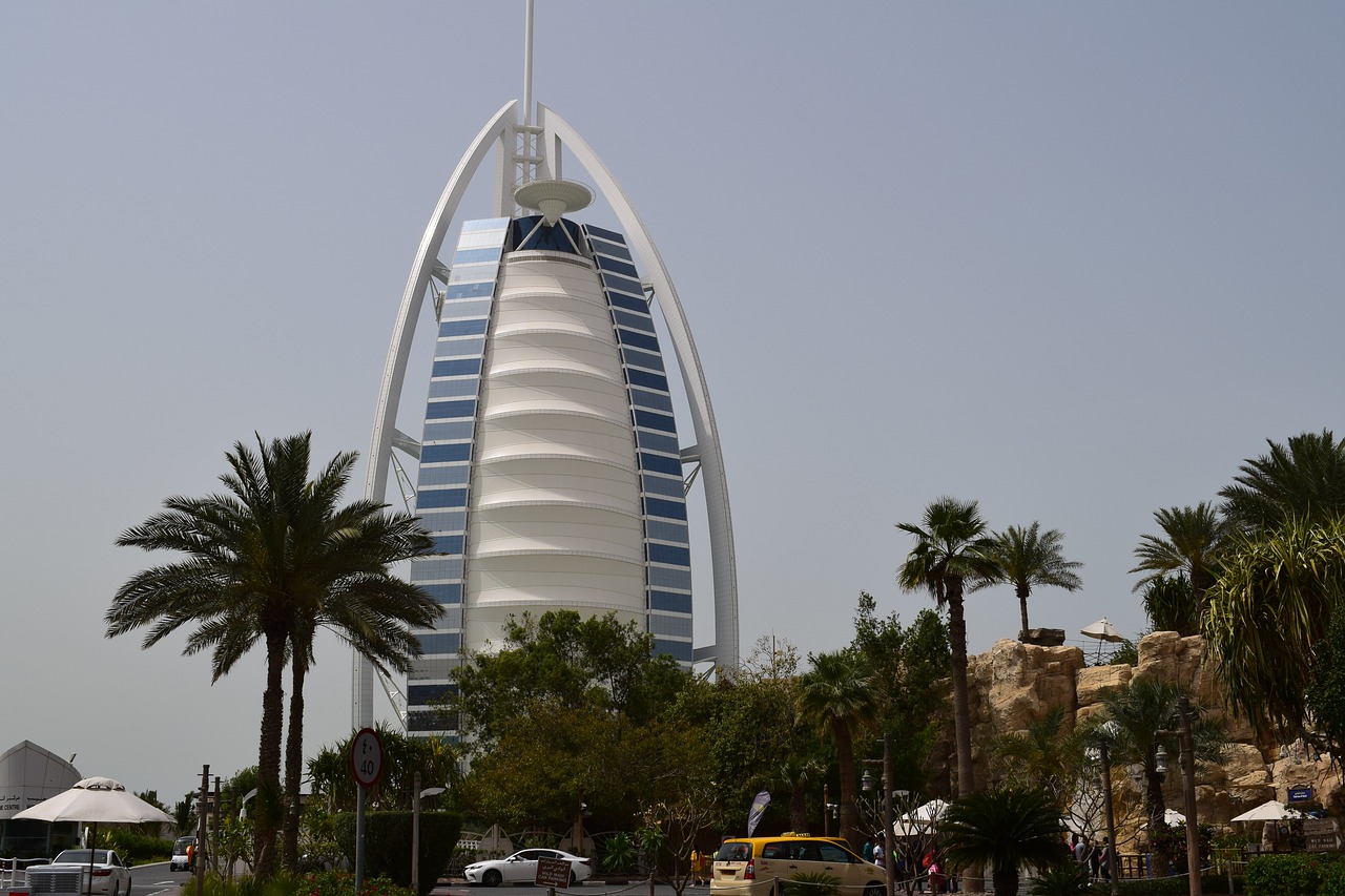 burj al arab dubai palm trees free photo