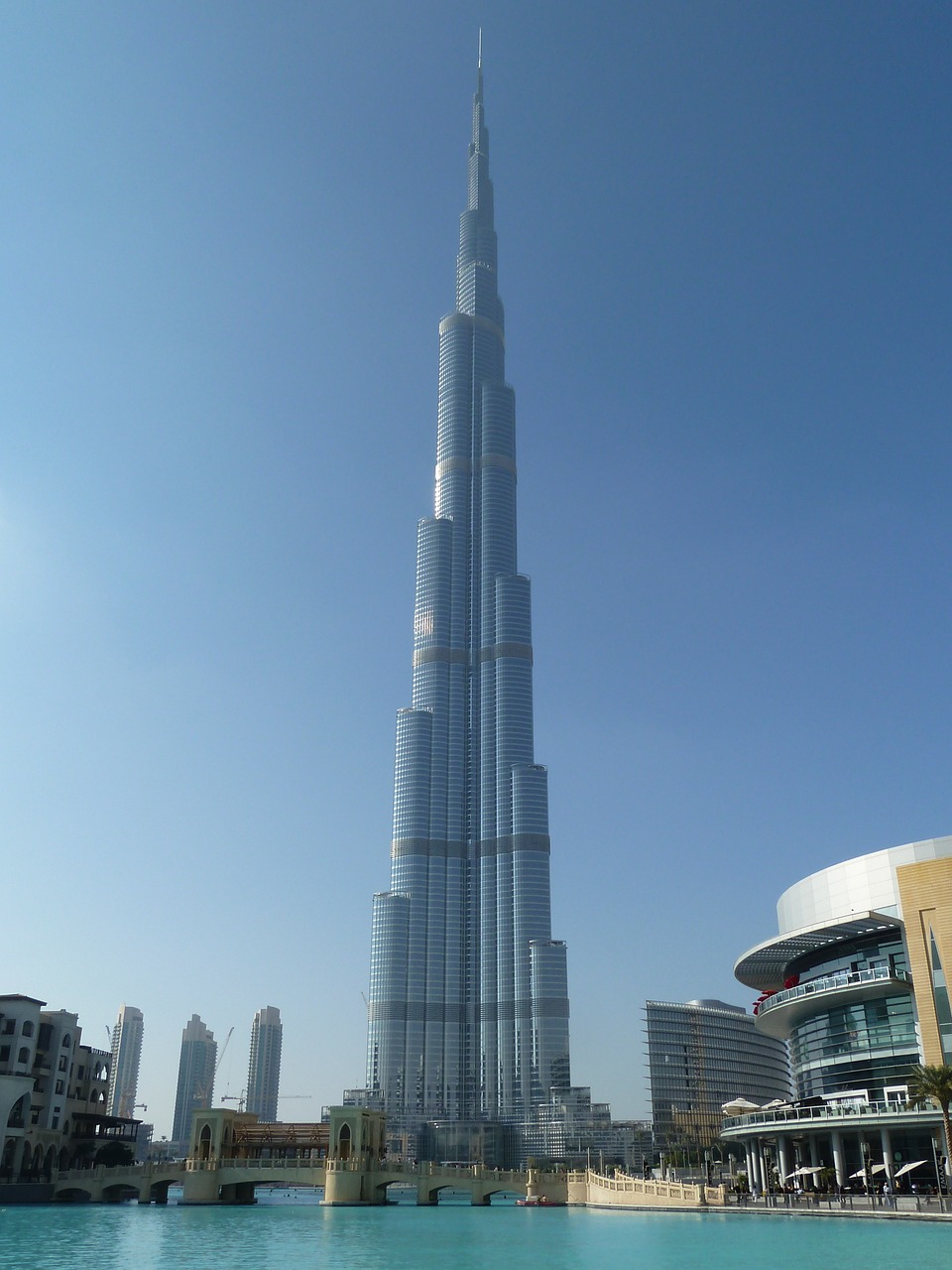 burj khalifa building dubai city free photo