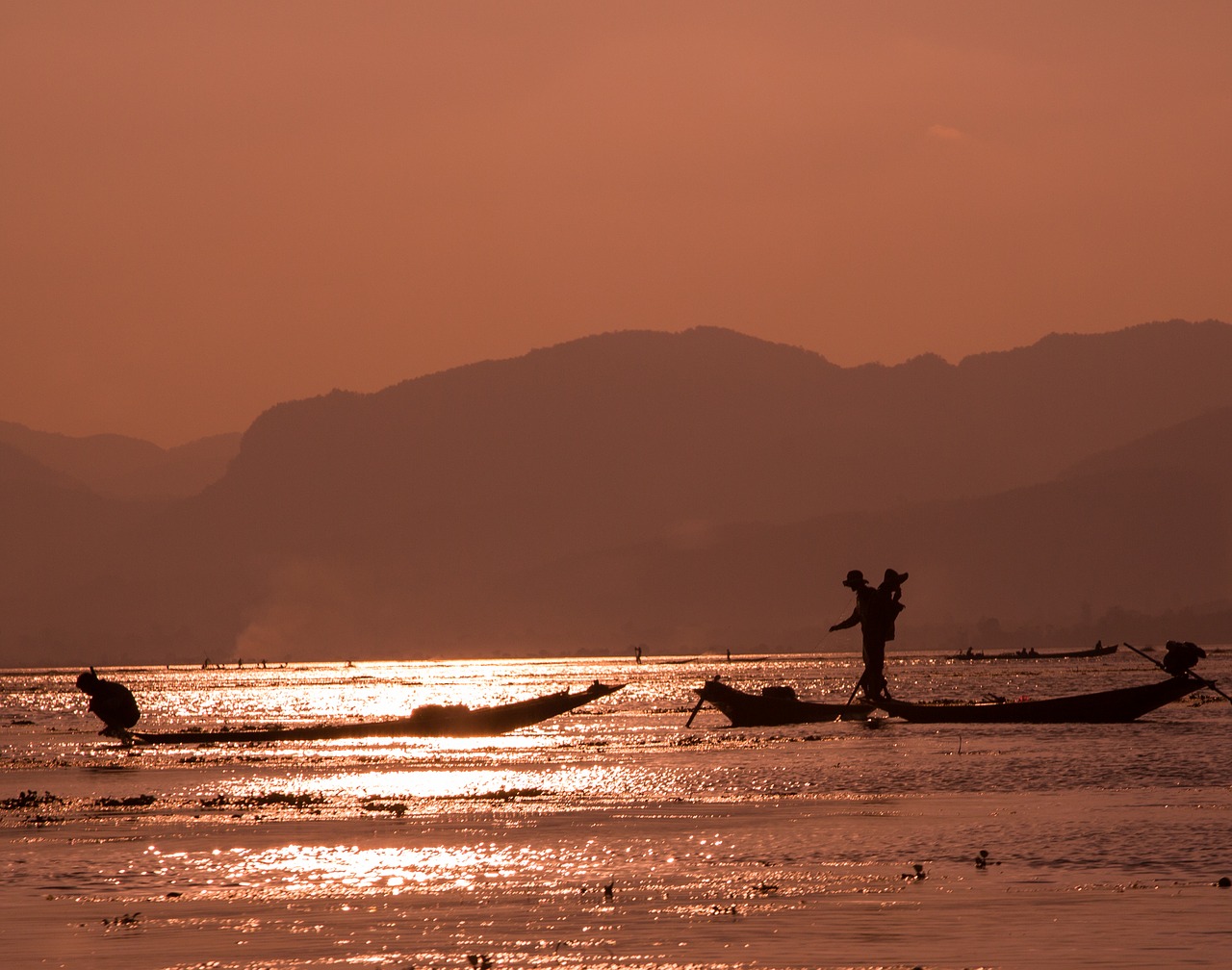 burma inle lake fishermen free photo