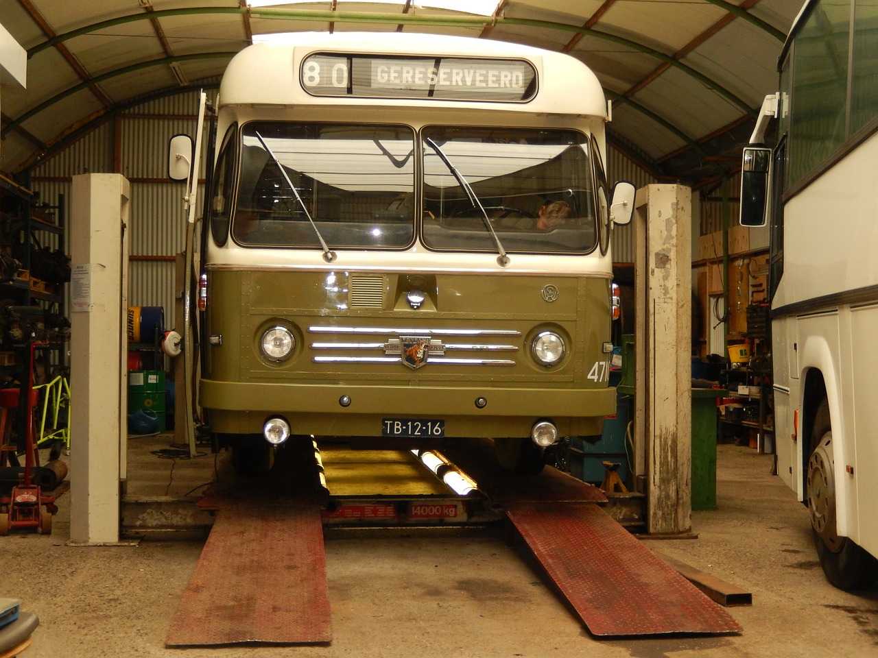 bus restored museum ouwsterhaule free photo