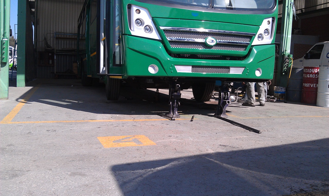 bus mexico repair free photo