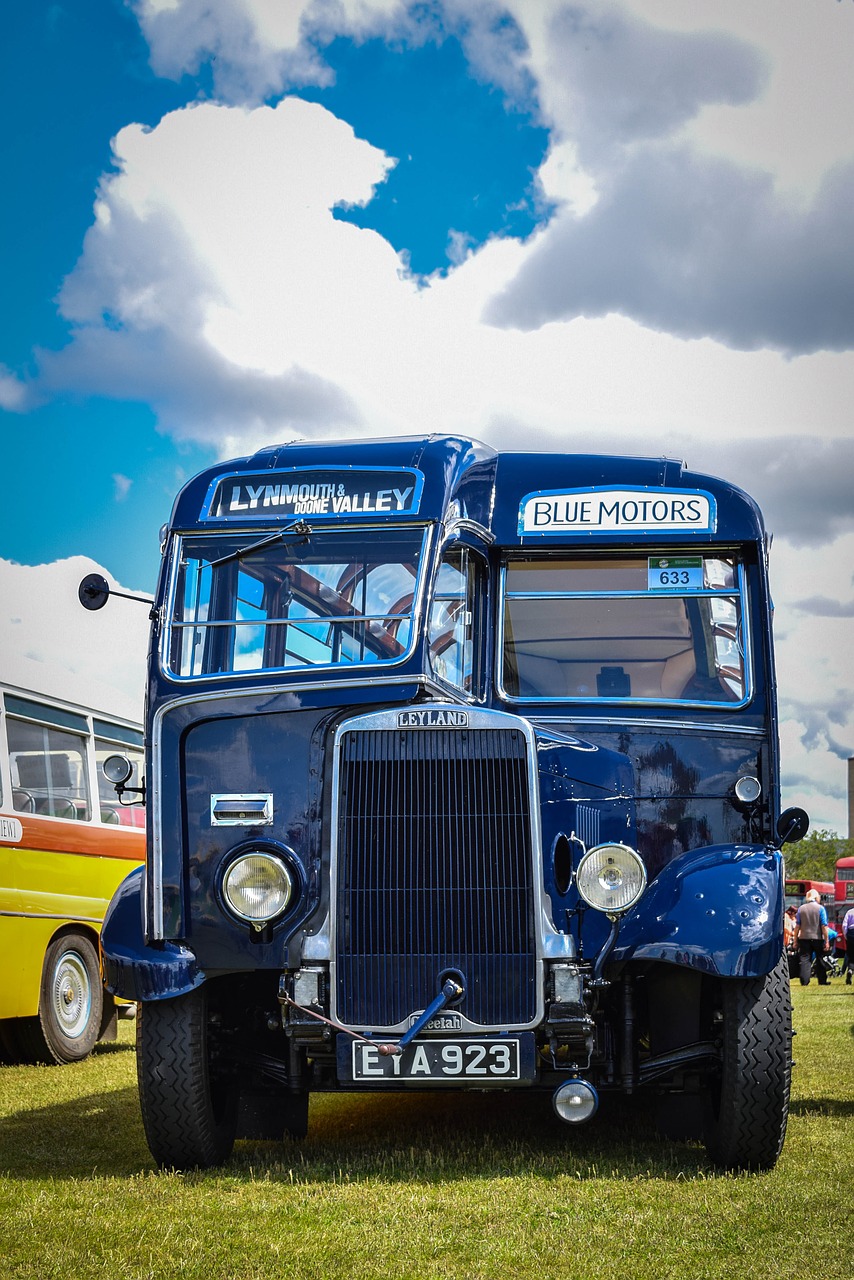 bus retro travel free photo