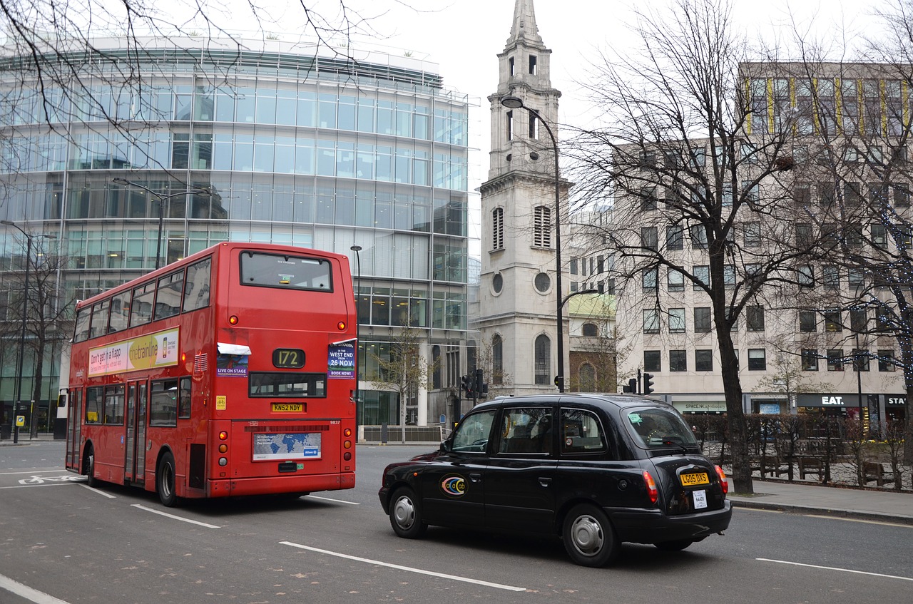 bus taxi london free photo