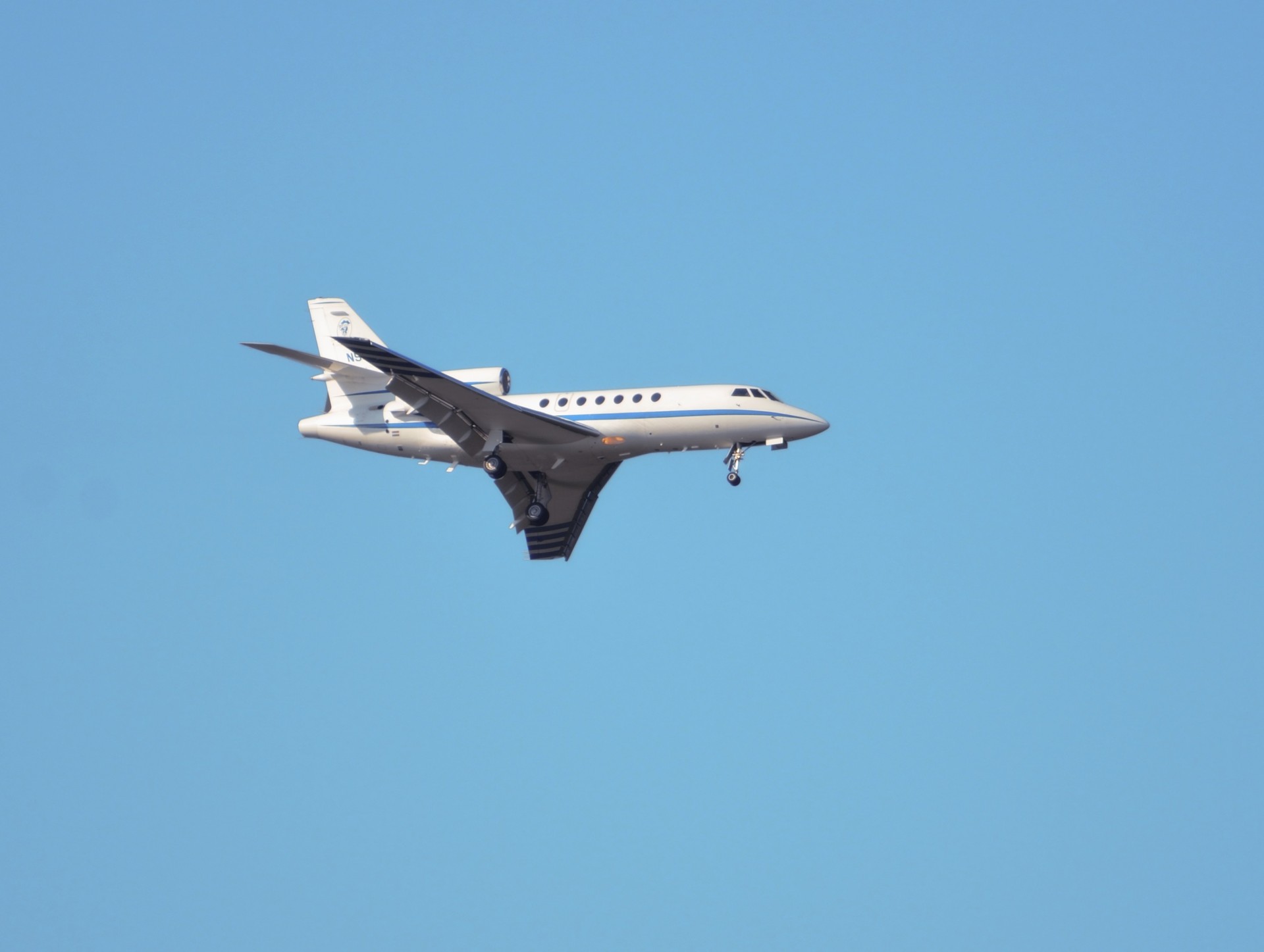business jet aircraft free photo