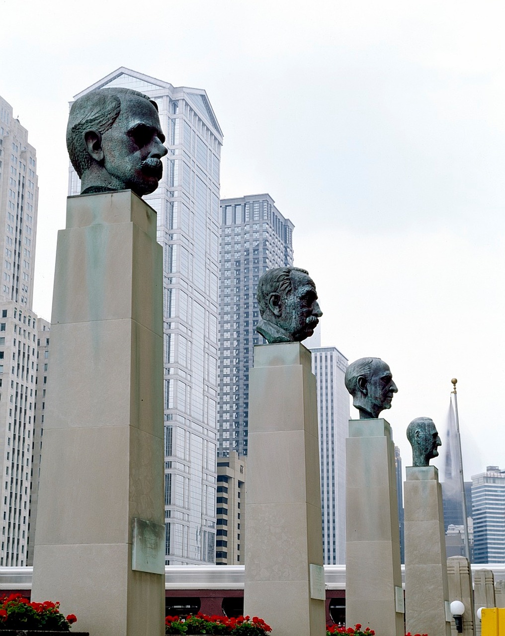 busts monuments famous industrialists free photo