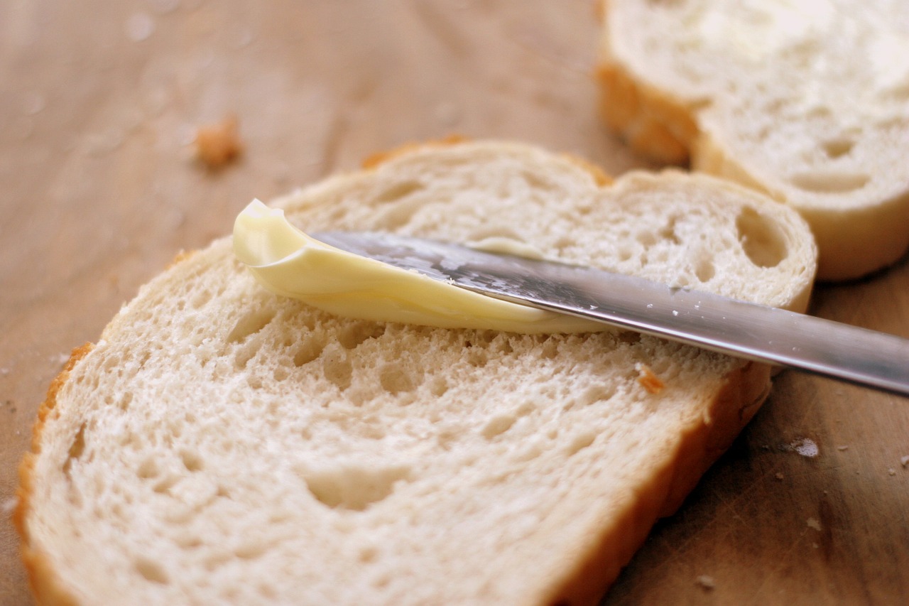 butter bread knife free photo