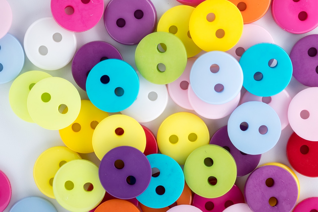 buttons colored buttons colored scattering free photo