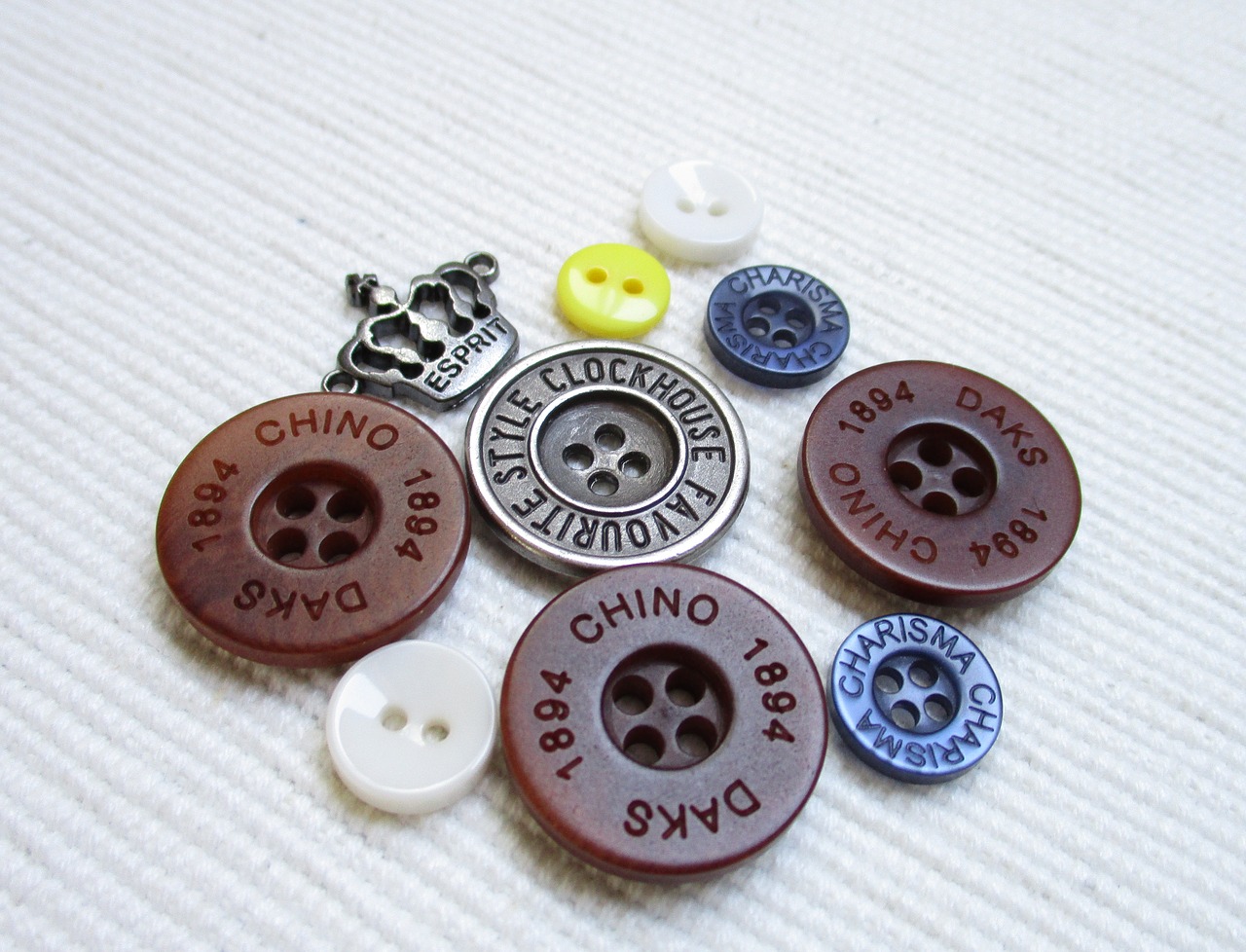 buttons hobby needlework free photo