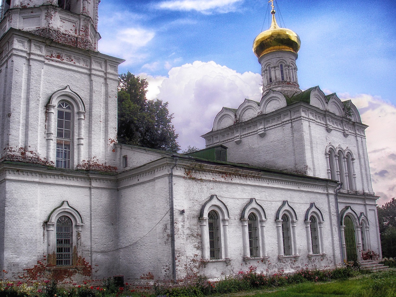 buzharovo russia church free photo