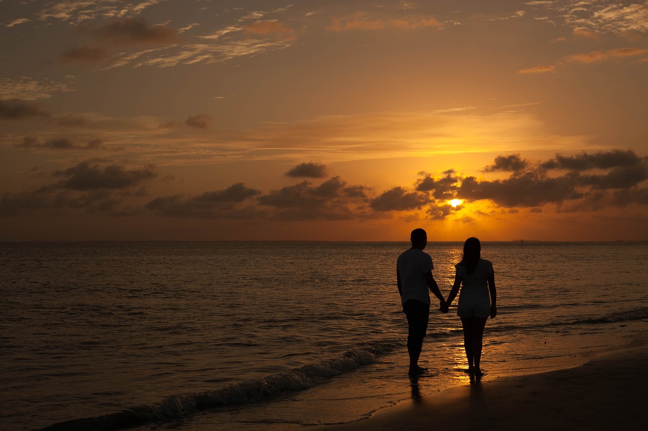 by sunsets  love  end of afternoon free photo