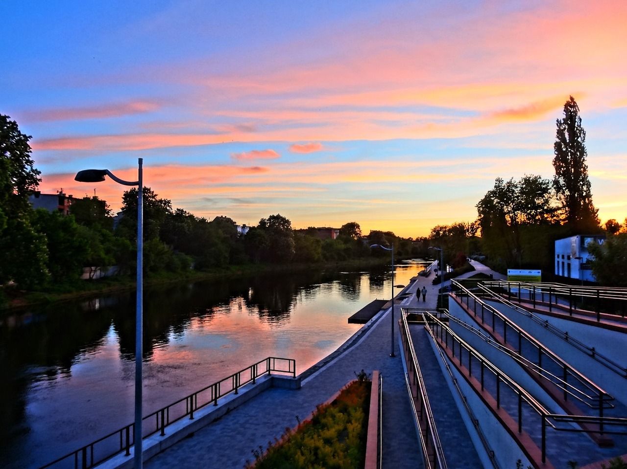 bydgoszcz downtown embankment free photo