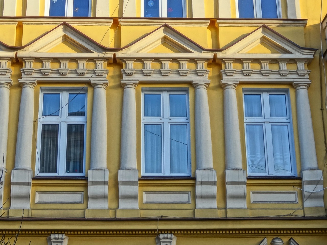 bydgoszcz facade windows free photo