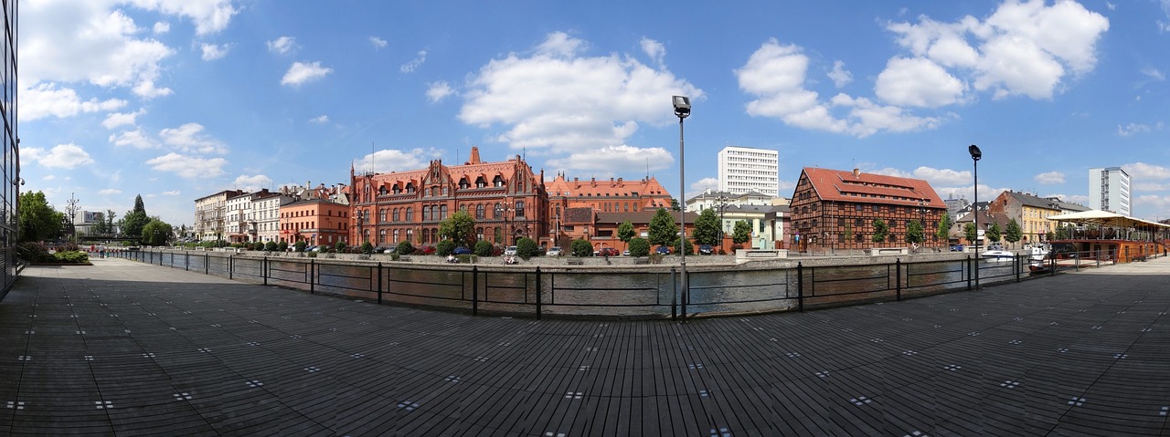 bydgoszcz waterfront embankment free photo