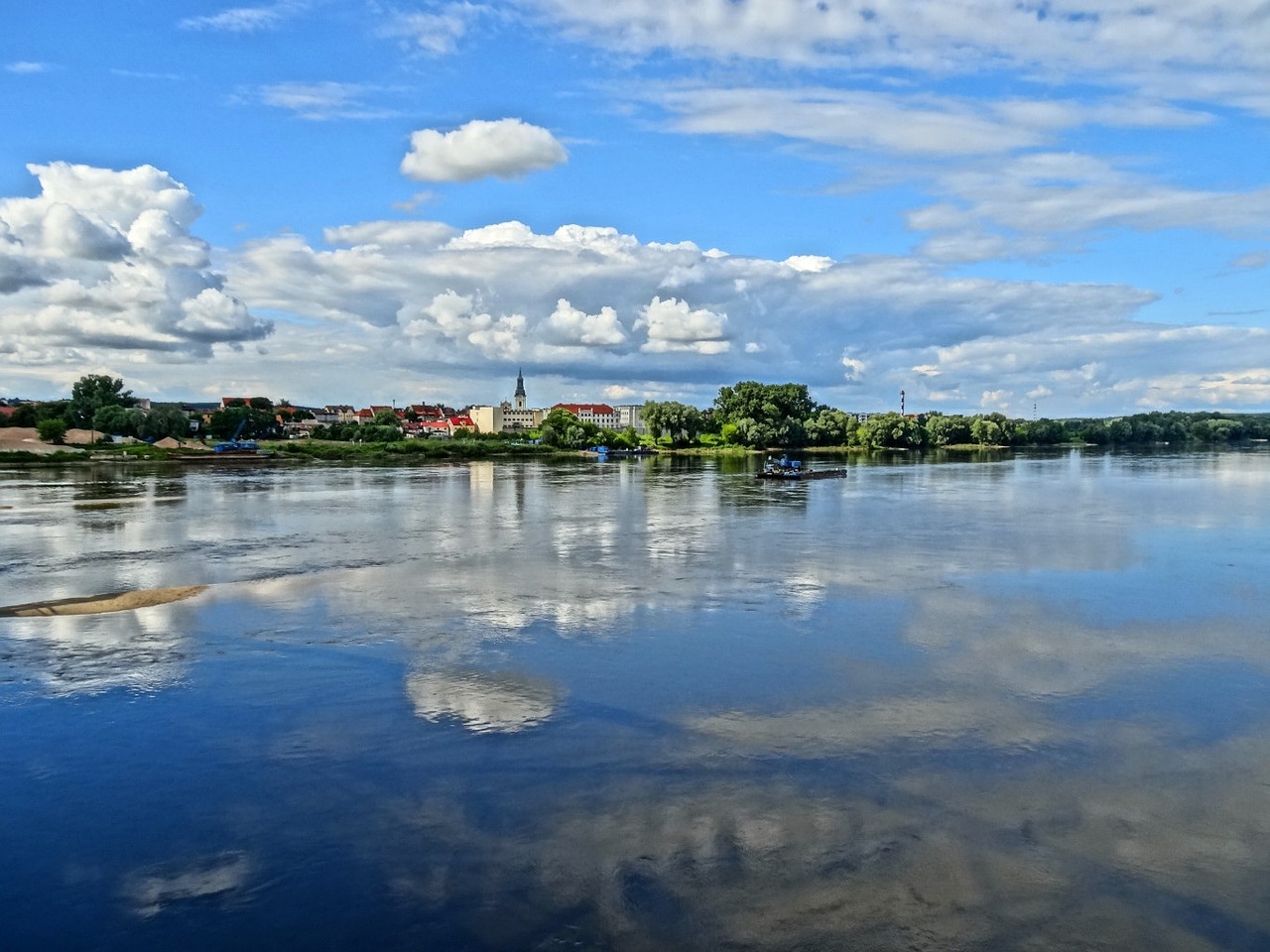 bydgoszcz waterfront view free photo