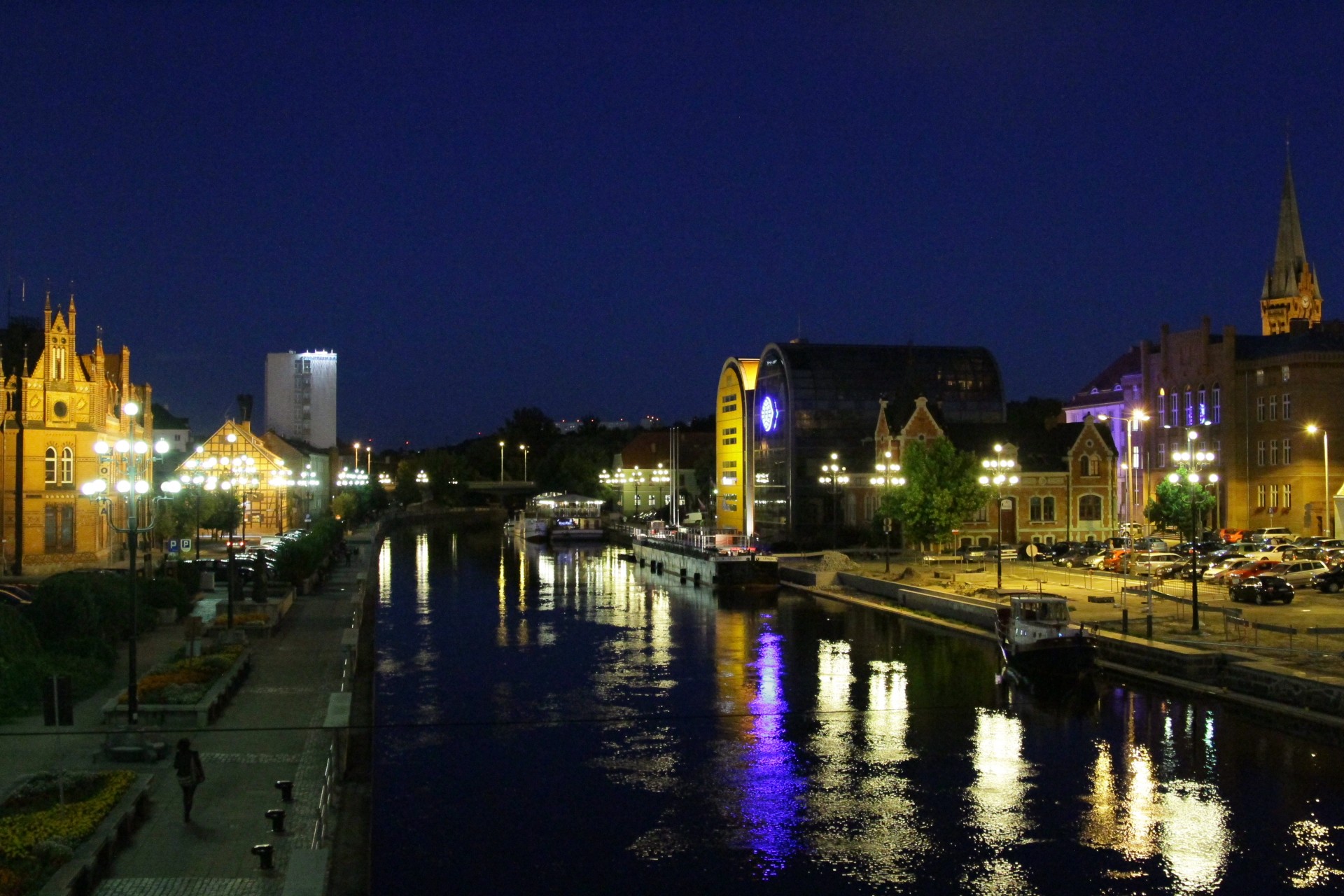 bydgoszcz night poland free photo