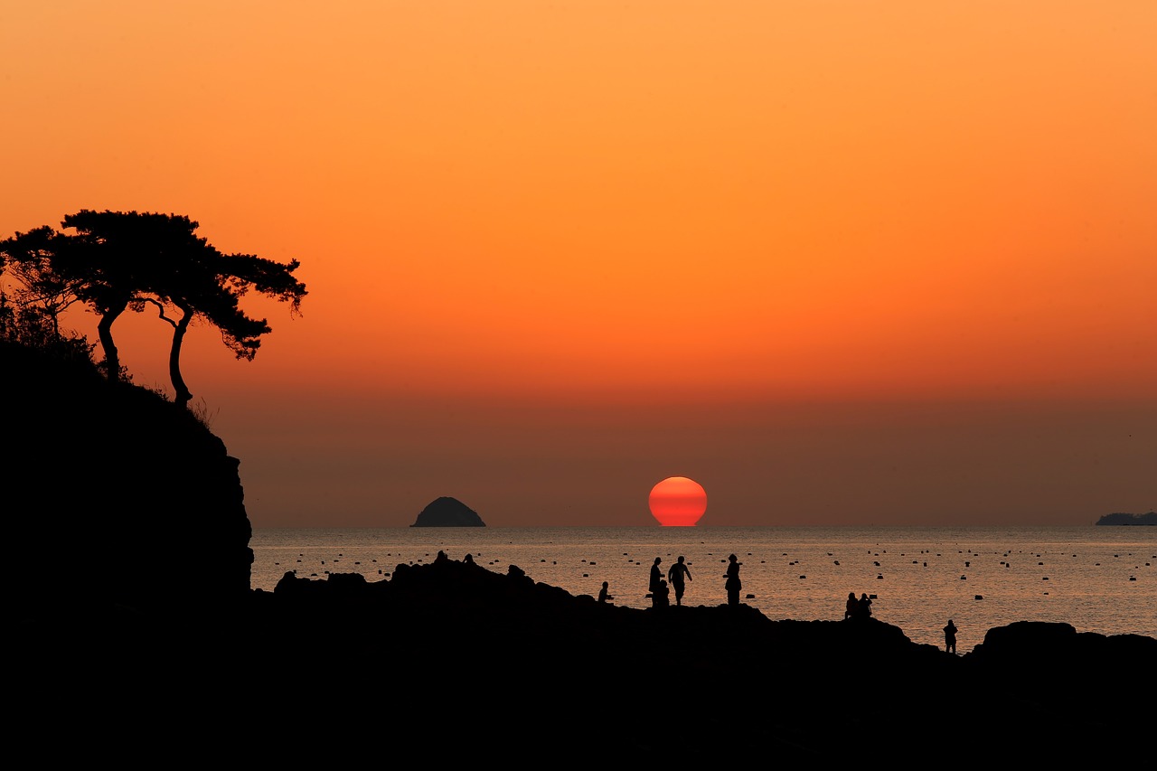byeonsan-bando  sol island  sunset free photo