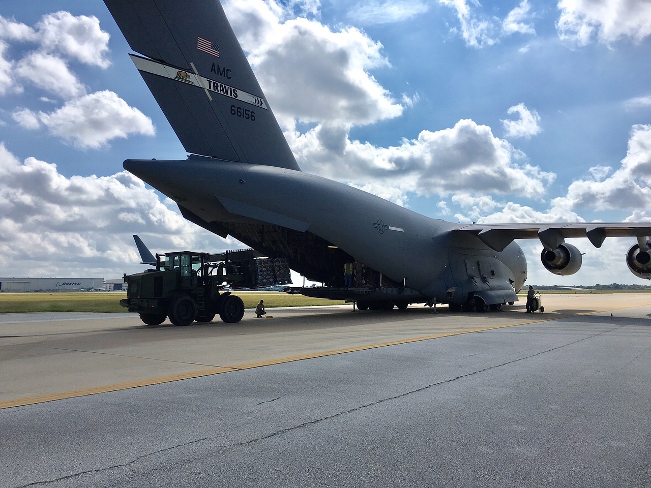 c-17 globemaster iii air force aviation free photo