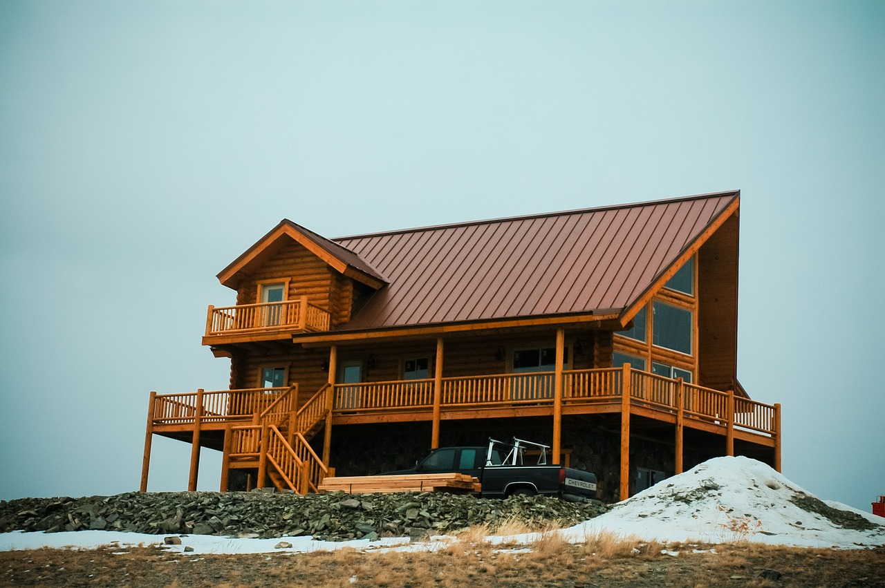 cabin house architecture free photo